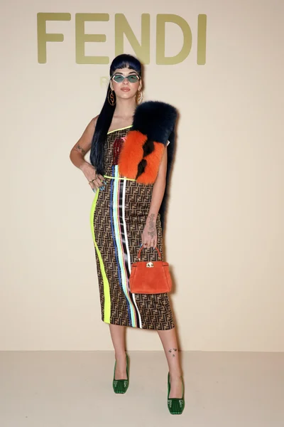 Look 2